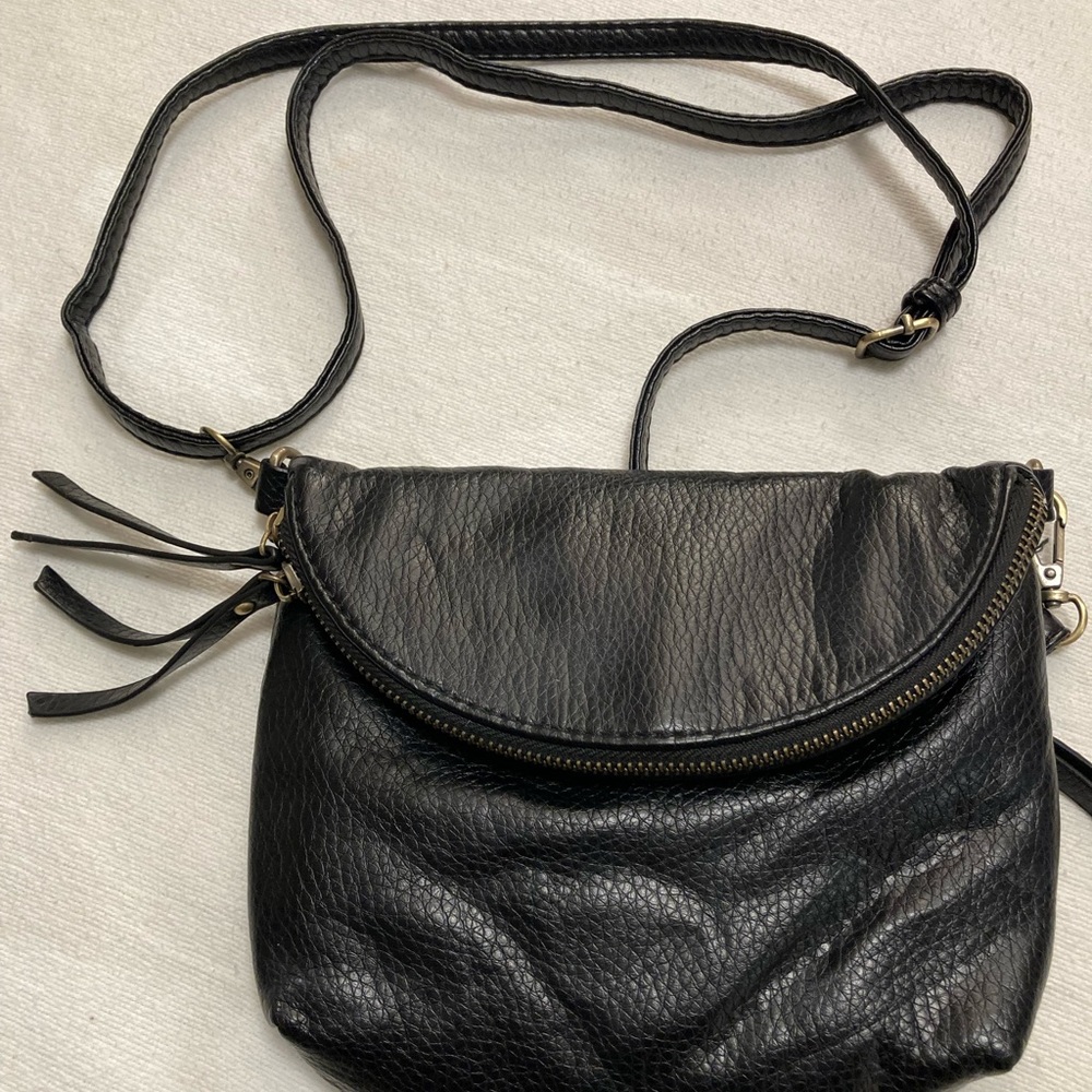 Black crossbody
